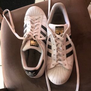 US size 10 Adidas Superstar - like new